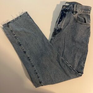 PACSUN HIGHRISE STRAIGHT LEG JEANS.
